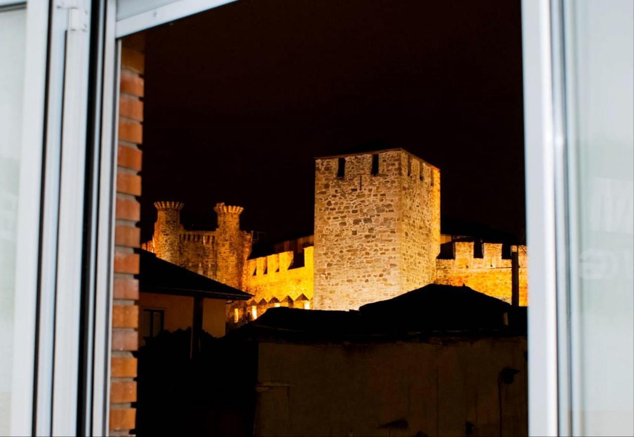 Xoxo - Castillo Ponferrada Extérieur photo