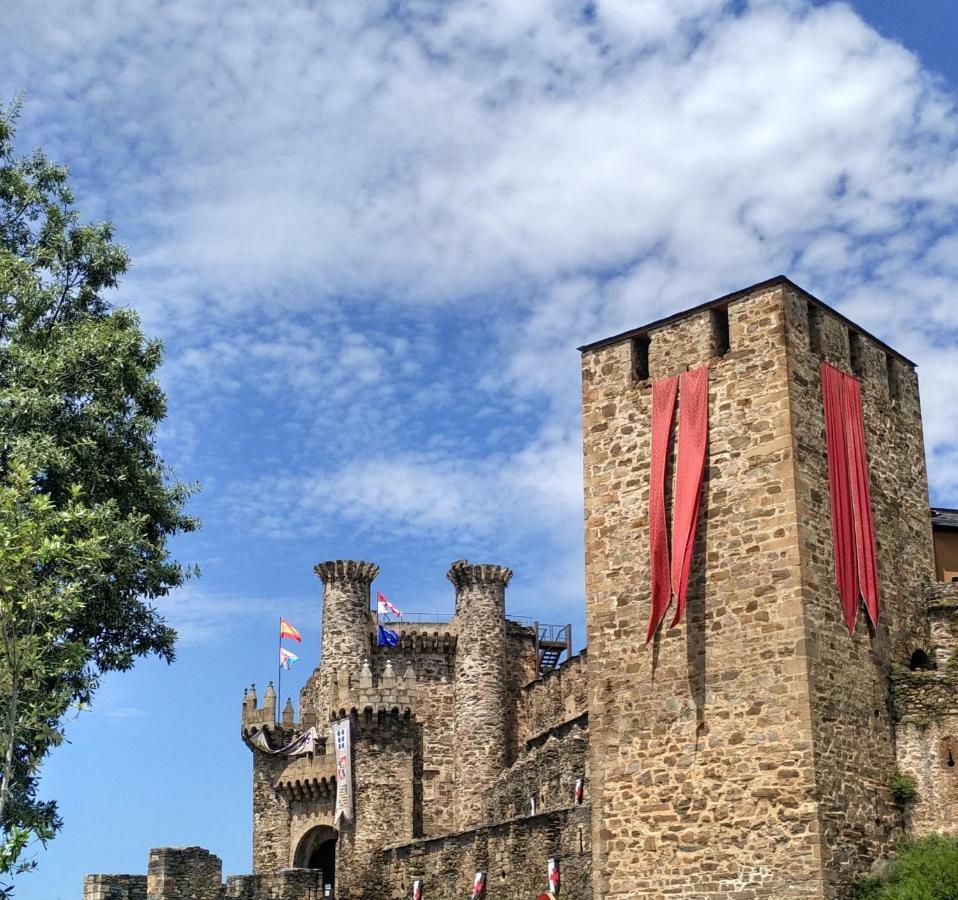 Xoxo - Castillo Ponferrada Extérieur photo